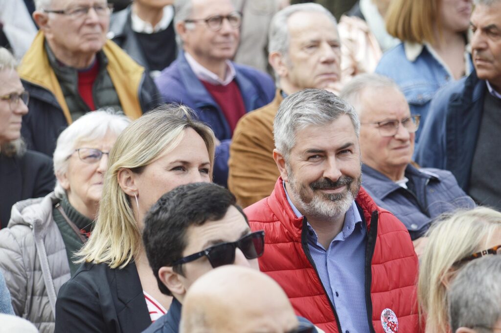 laurent leonard, senator, senate of belgium, deputy, expression, first of may, crowd
