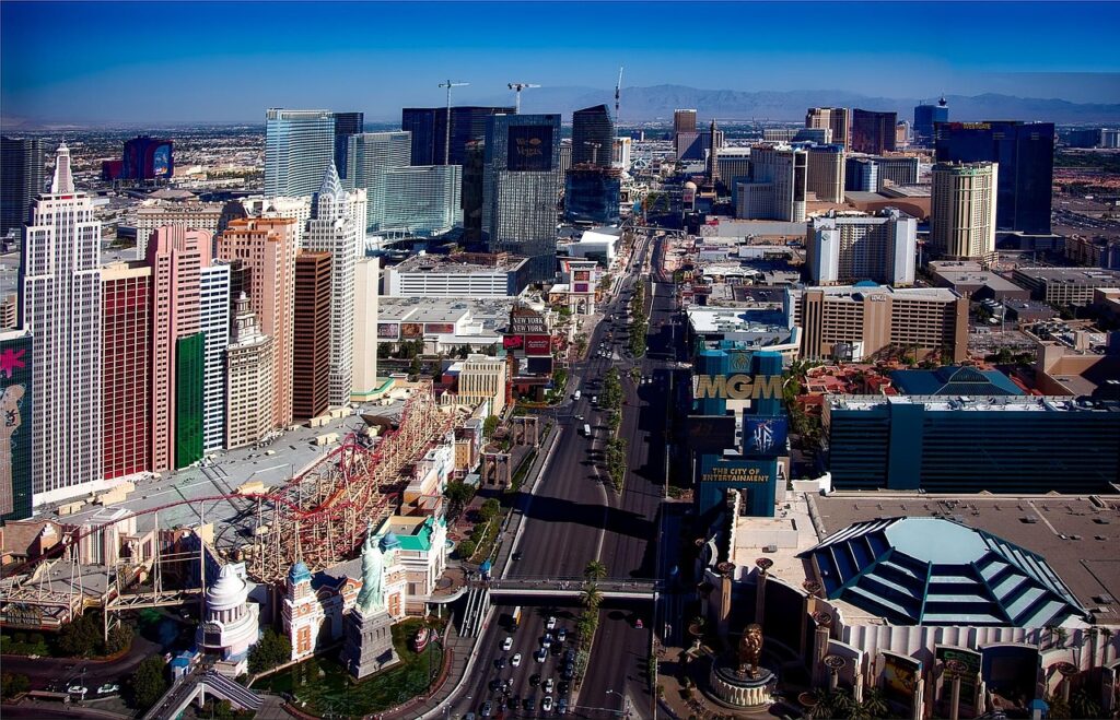 las vegas, nevada, cities, urban, skyline, buildings, downtown, cityscape, destinations, vacation, holiday, gambling, casinos, hotels, entertainment, hdr, attractions, tourism, las vegas strip, landmarks, historic, famous, las vegas, las vegas, las vegas, las vegas, las vegas