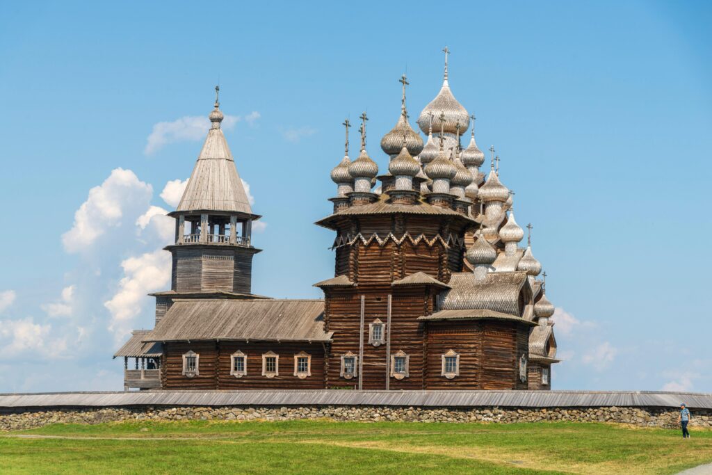 Discover the historic wooden Church of the Transfiguration in Kizhi, Karelia.
