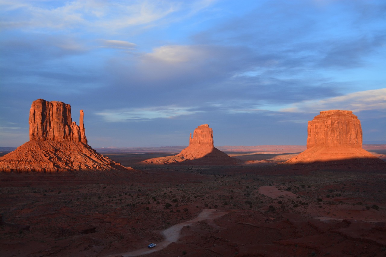 monument valley, nature, valley, landscape, travel, monument, desert, arizona, utah, usa, southwest, west, sky, navajo, red, rock, park, western, mesa, tourism, tribal, america, butte, scenic, outdoors, horizon, sandstone, indian, canyon, formation, national, blue desert, monument valley, monument valley, monument valley, monument valley, western, western, western, western, western, mesa, mesa, mesa, tribal, tribal